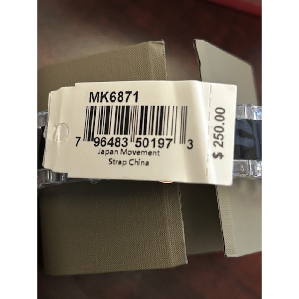 NWT Michael Kors Rose Gold & Clear Watch w/Pave Crystals MK 6676 MSRP $250 - Picture 4 of 7
